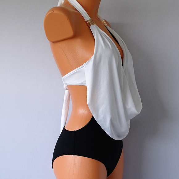 Bar III NWT One Piece White/Black Maillot Swimsuit - Picture 2 of 4